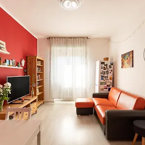 https://cosy-flat.it-lombardy.com